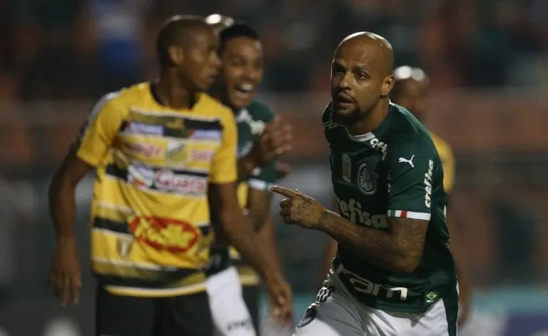 Felipe Melo rebate jornalista: “escreve tudo errado e fala merda”