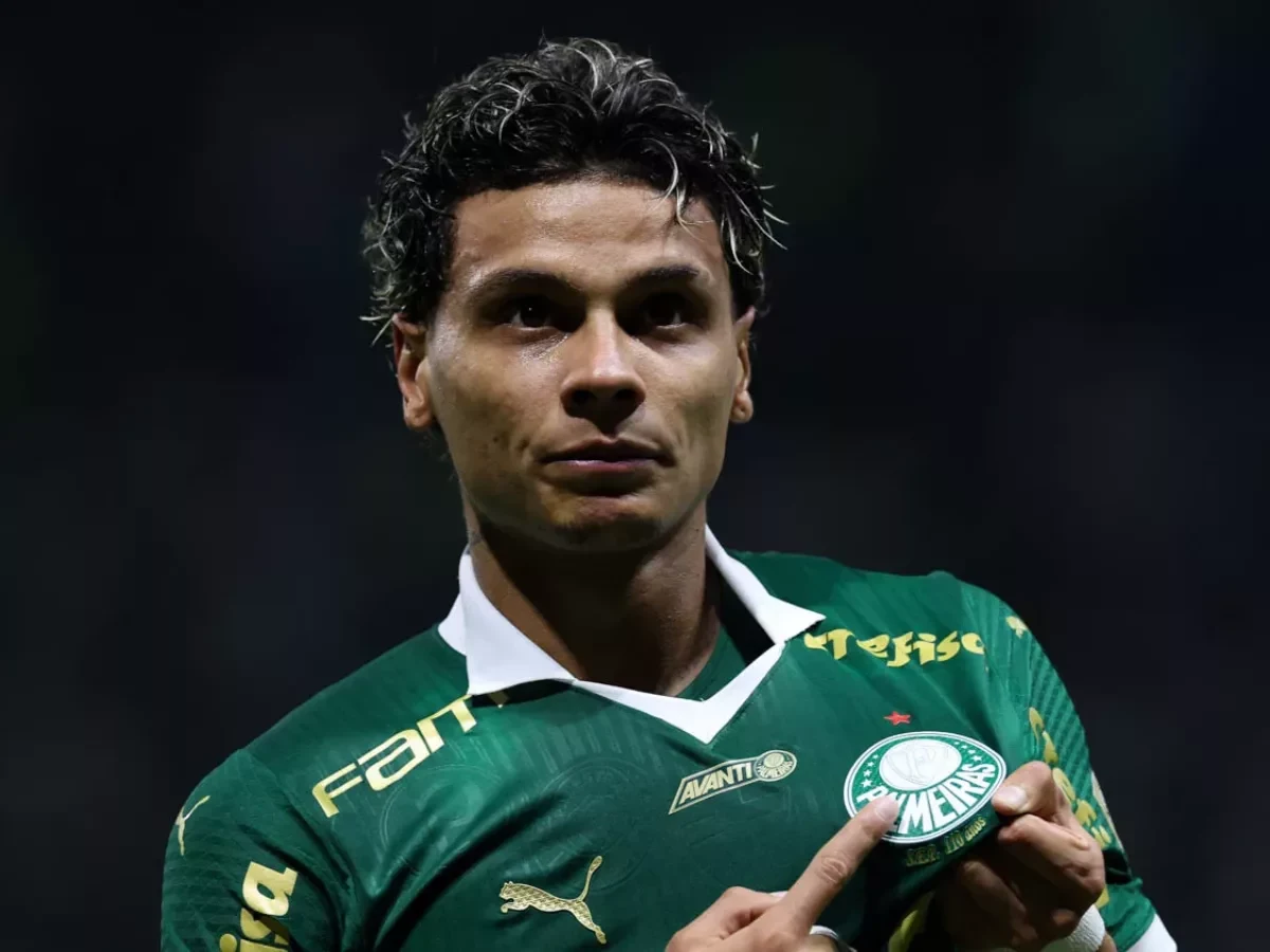 AUMENTOU A OFERTA! PSG aprimora proposta de R$ 120 milhões por Richard Ríos e Palmeiras responde