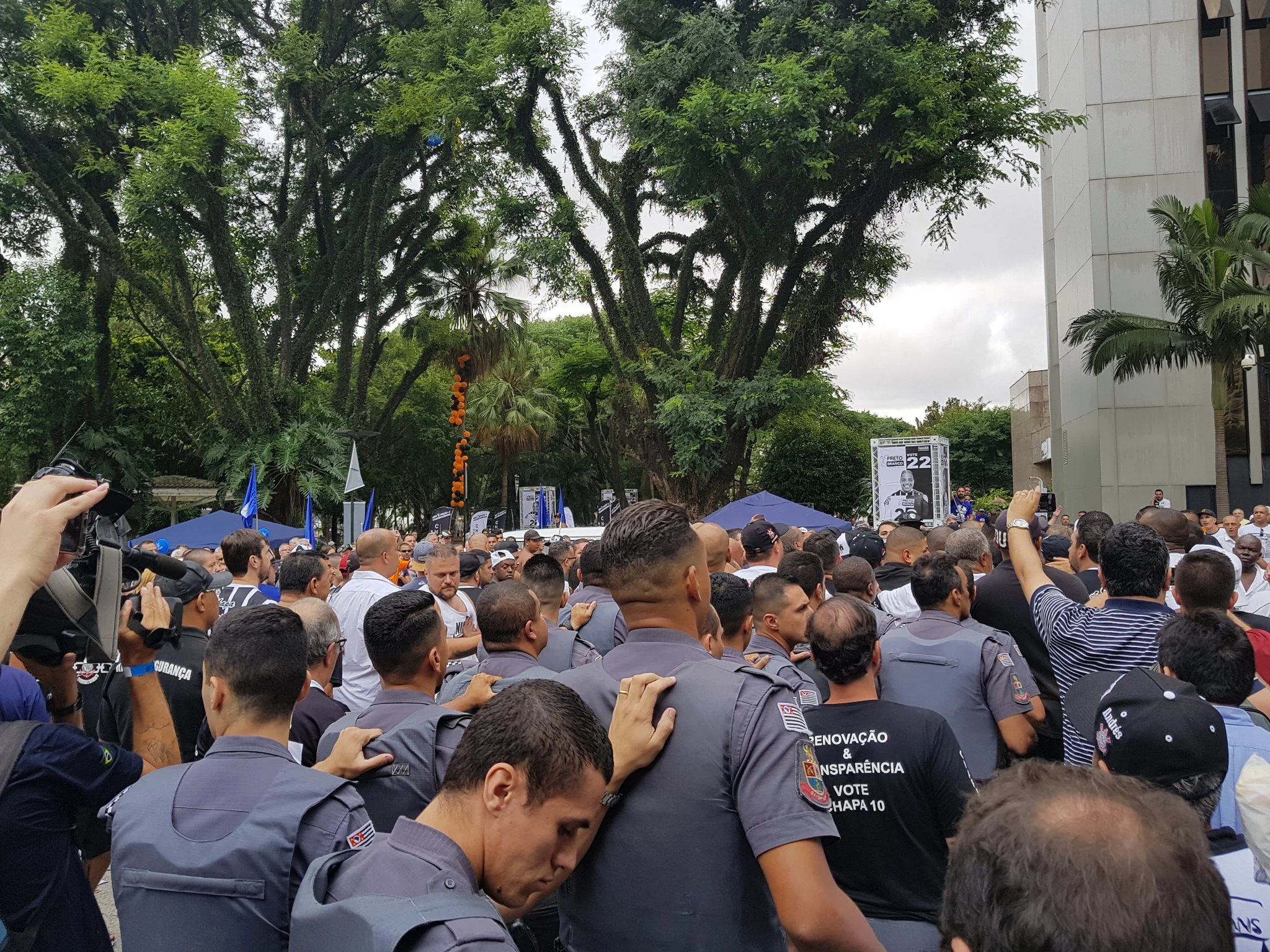 Jornalistas são agredidos no Parque São Jorge