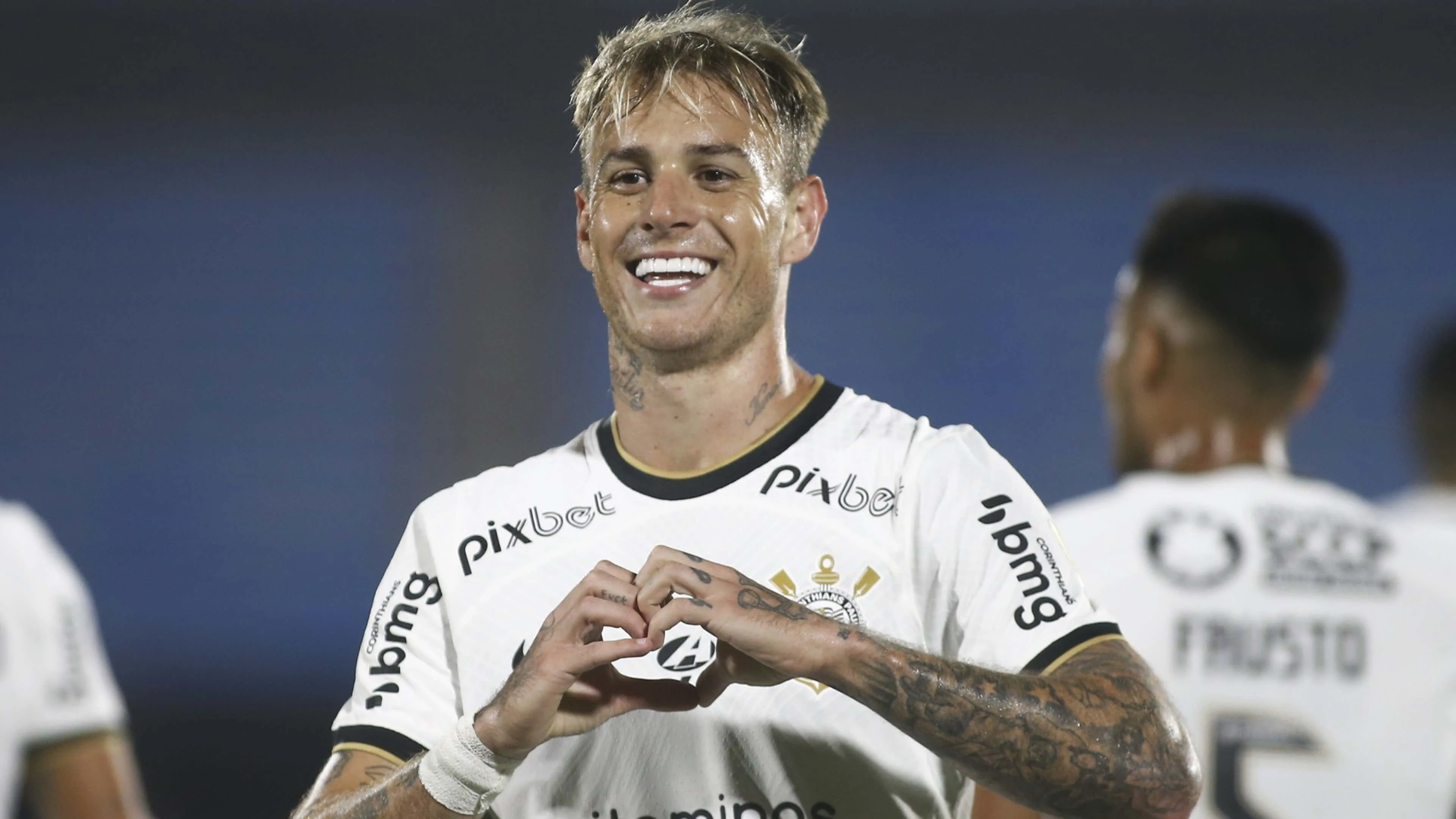 Róger Guedes descarta mercado alternativo e só troca Corinthians por top 5 da Europa