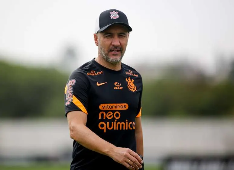 Vítor Pereira diz que questão pessoal não foi o único motivo de saída do Corinthians