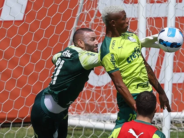 Weverton e Danilo devem ficar fora da equipe por quatro jogos devido a convocação por Tite