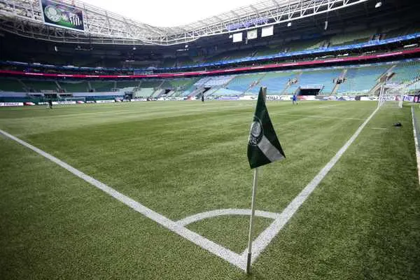 Palmeiras x Flamengo: Onde assistir, horário e escalações - Clássico imperdível do futebol.