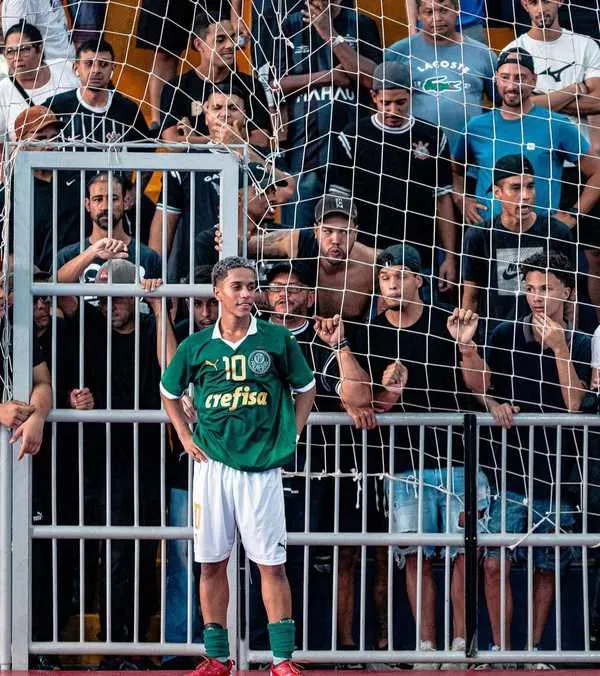 Destaque do Palmeiras: Conheça a camisa 10 com nome Odara e oportunidade no campo.