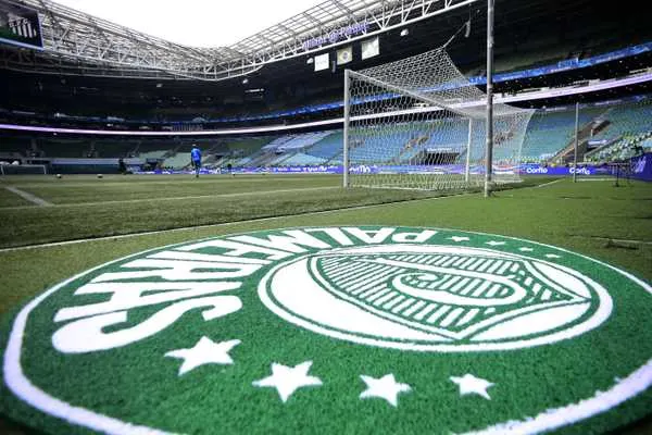 Palmeiras e Flamengo: 20.600 Ingressos Vendidos Para o Jogo no Brasil.