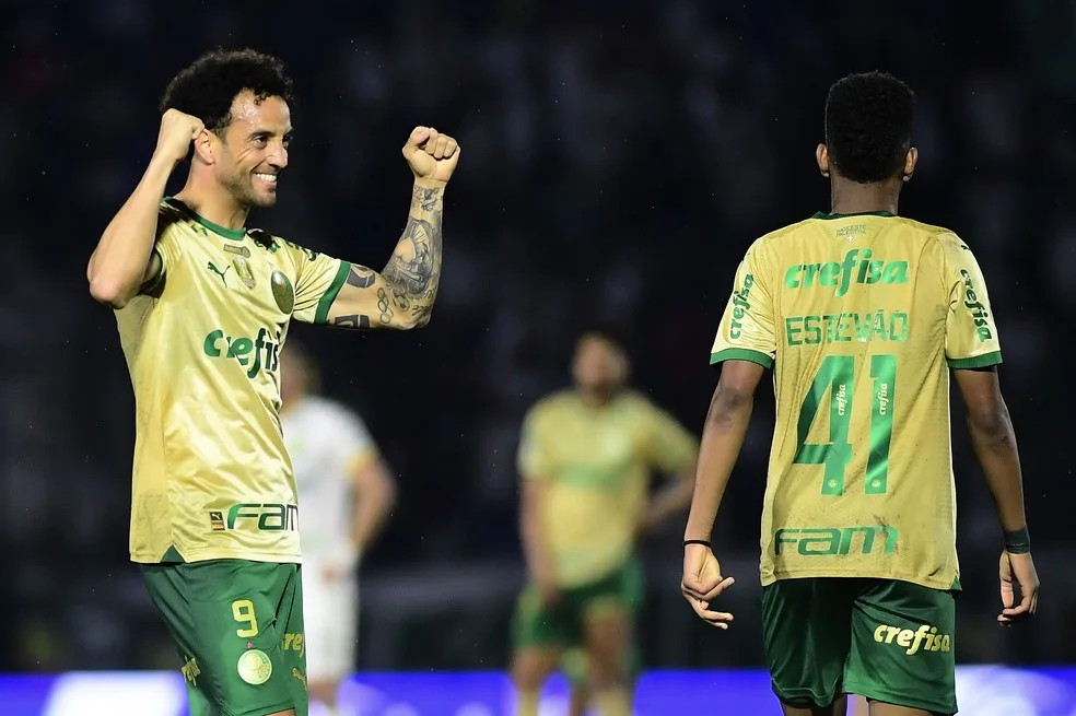 DESENCANTOU! Felipe Anderson marca primeiro gol pelo Palmeiras em goleada no Campeonato Brasileiro