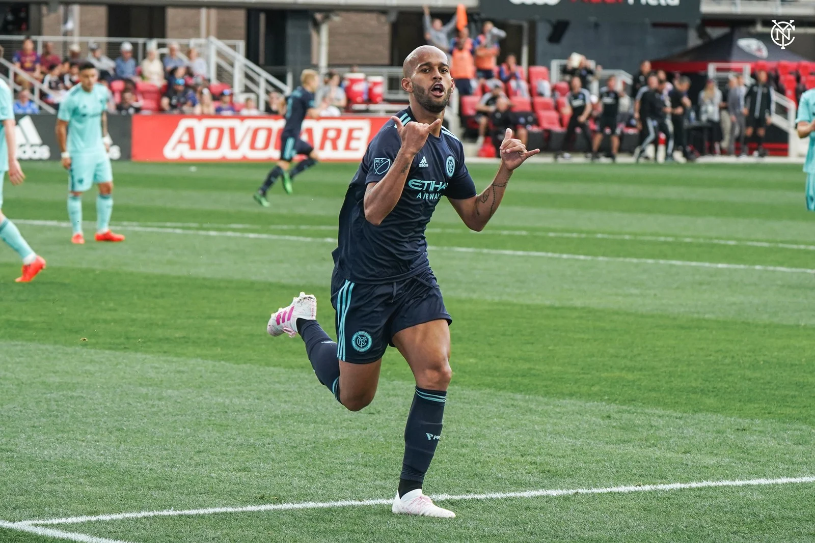 Artilheiro do time e substituto de David Villa: Corinthians enfrenta brasileiro no New York City