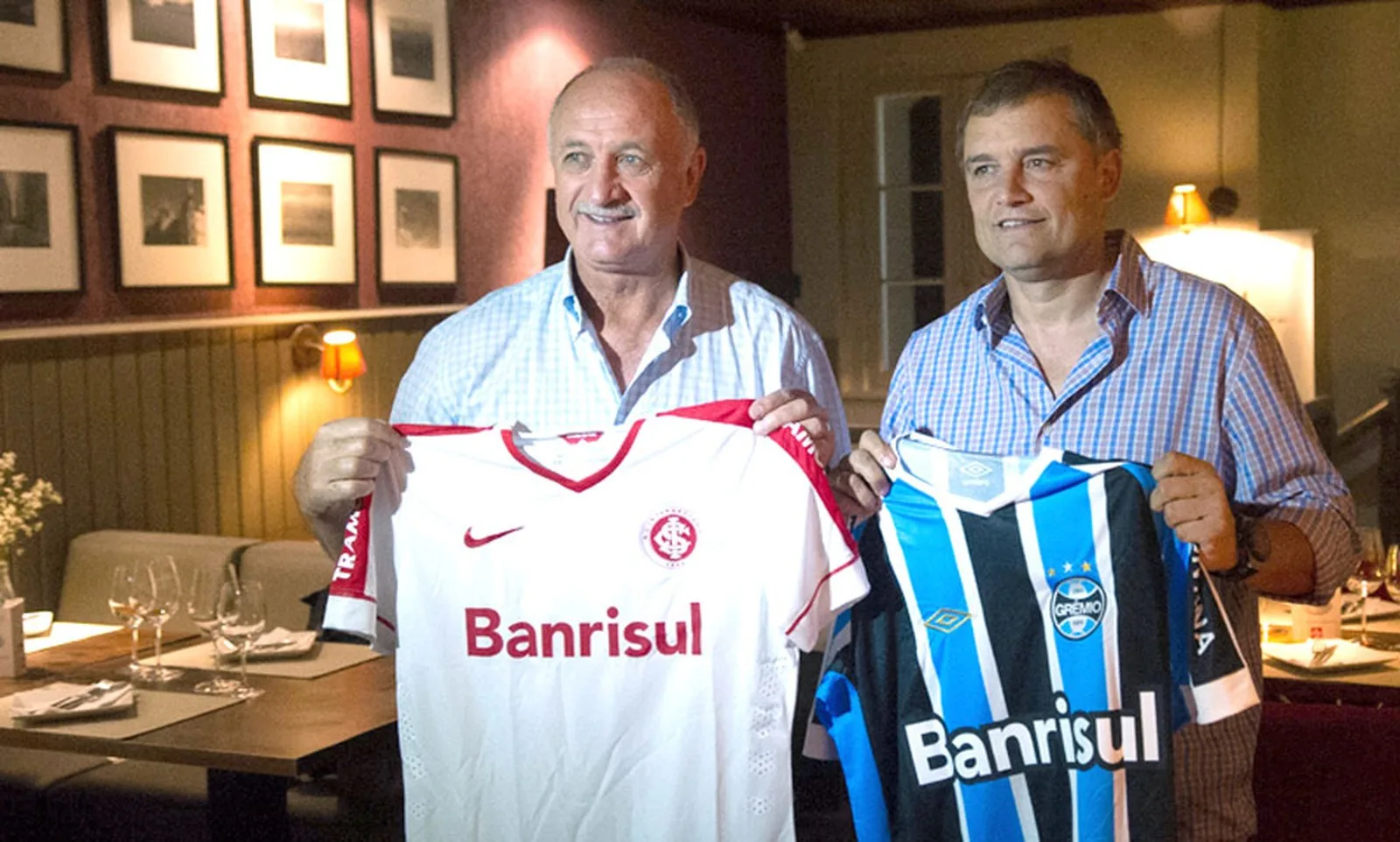 Fã de vinho, Felipão jantou com Aguirre em enoteca e dá garrafa do Palmeiras a técnicos rivais