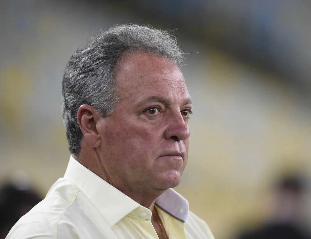 Avallone: Abel Braga é cotado, e Palmeiras deve entrar em contato com técnico