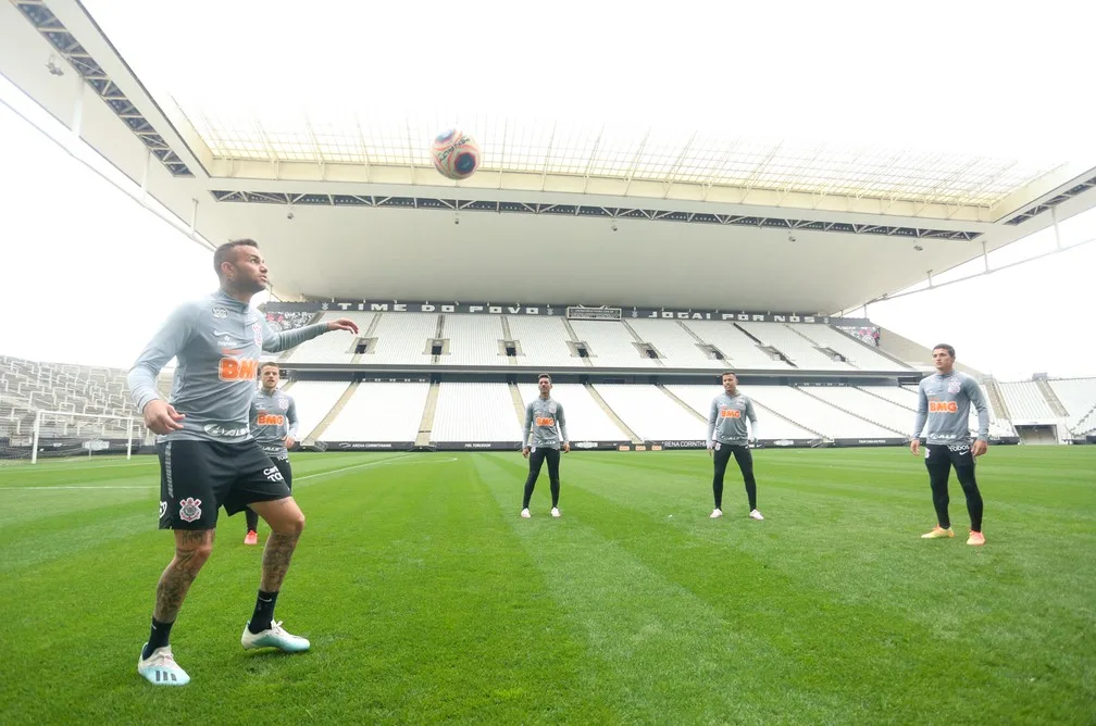 Corinthians treina na Arena e aquece para clássico contra o Palmeiras; veja a provável escalação