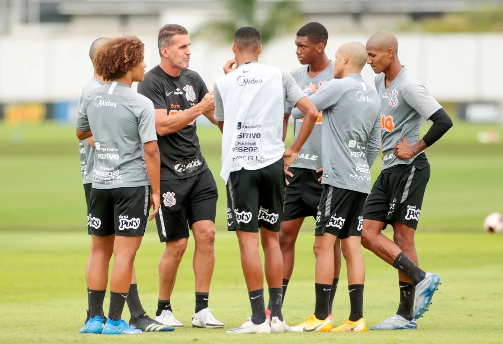 Escalação do Corinthians: com mais de um time de desfalques, Mancini vai recorrer a jovens