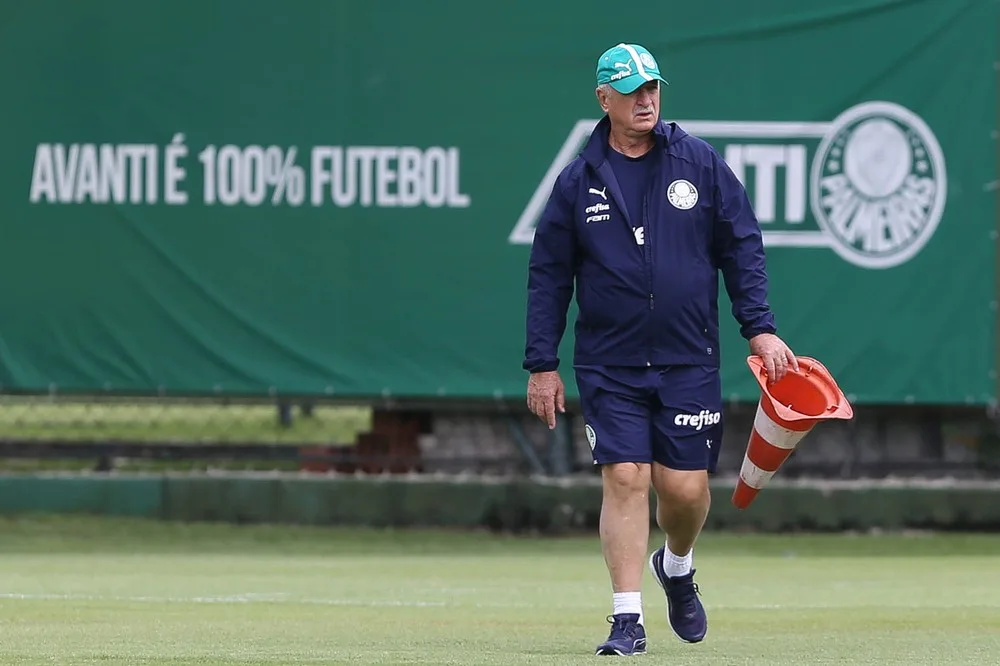 Antes de clássico contra o Santos, Felipão deve fazer seu último rodízio