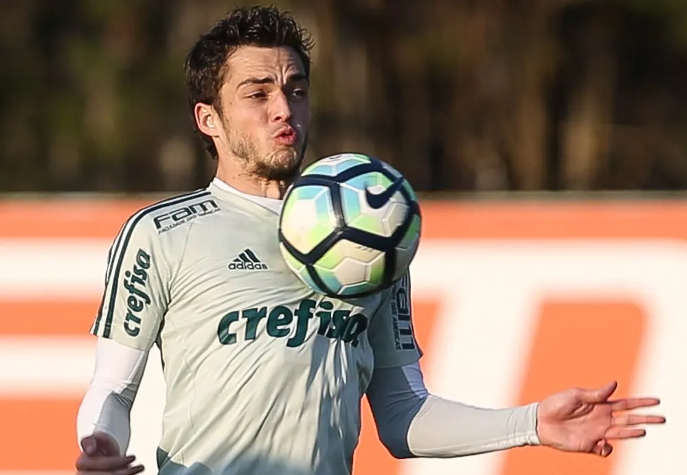 Fluminense deseja Hyoran, do Palmeiras, para compensar ida de Gustavo Scarpa