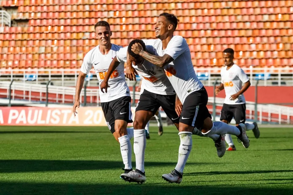 Sub-23 do Timão retoma treinamentos e prepara ida ao Japão