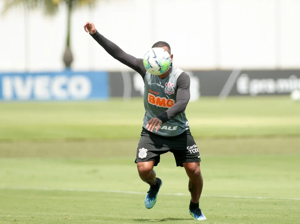 Com disputa por vaga na Libertadores, Corinthians faz treino para pegar o Ceará