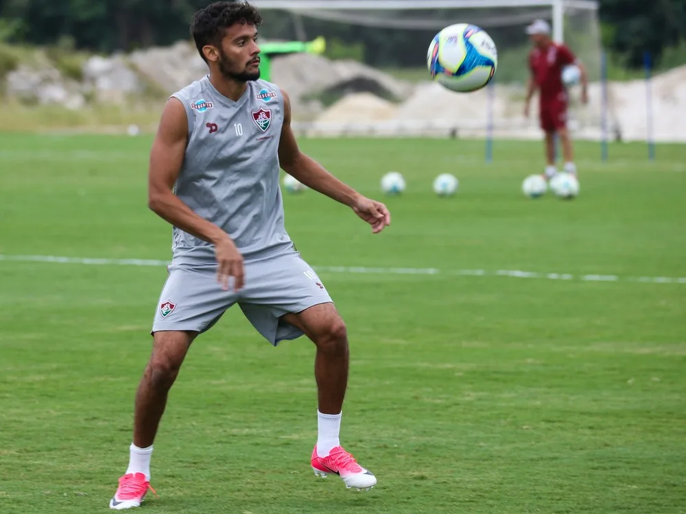 Futuro de Scarpa pode ser definido nesta quinta