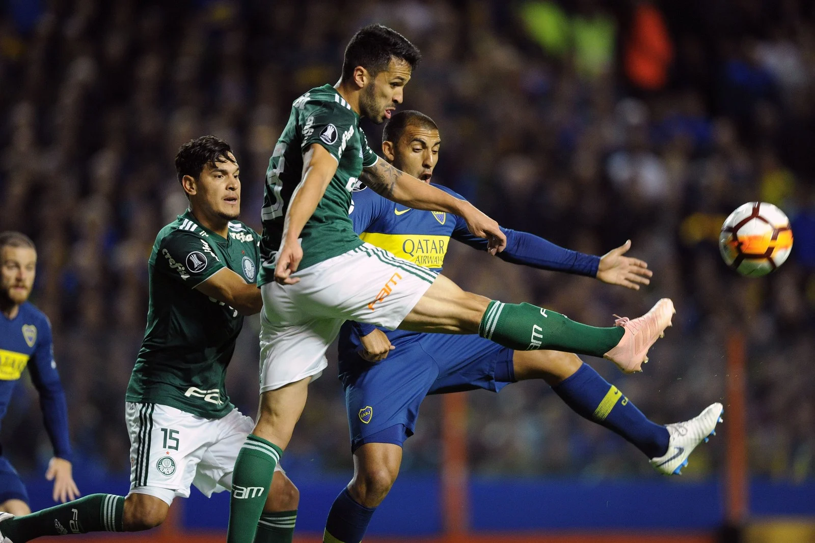 Luan, do Palmeiras, sobre drible e gol de Benedetto: 