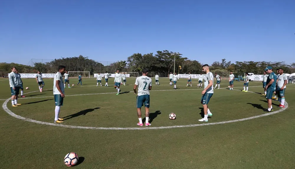  Palmeiras encerra treinos em Atibaia antes de decisão pela Libertadores