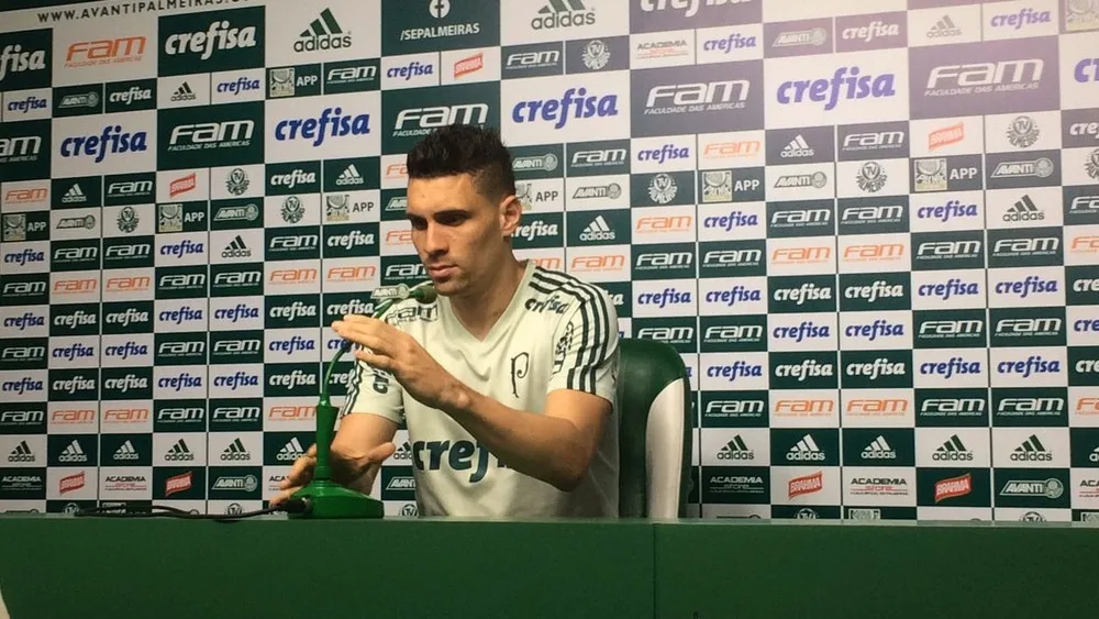  Moisés diz ter cochilado 2h após eliminação do Palmeiras e exalta coragem de Egídio