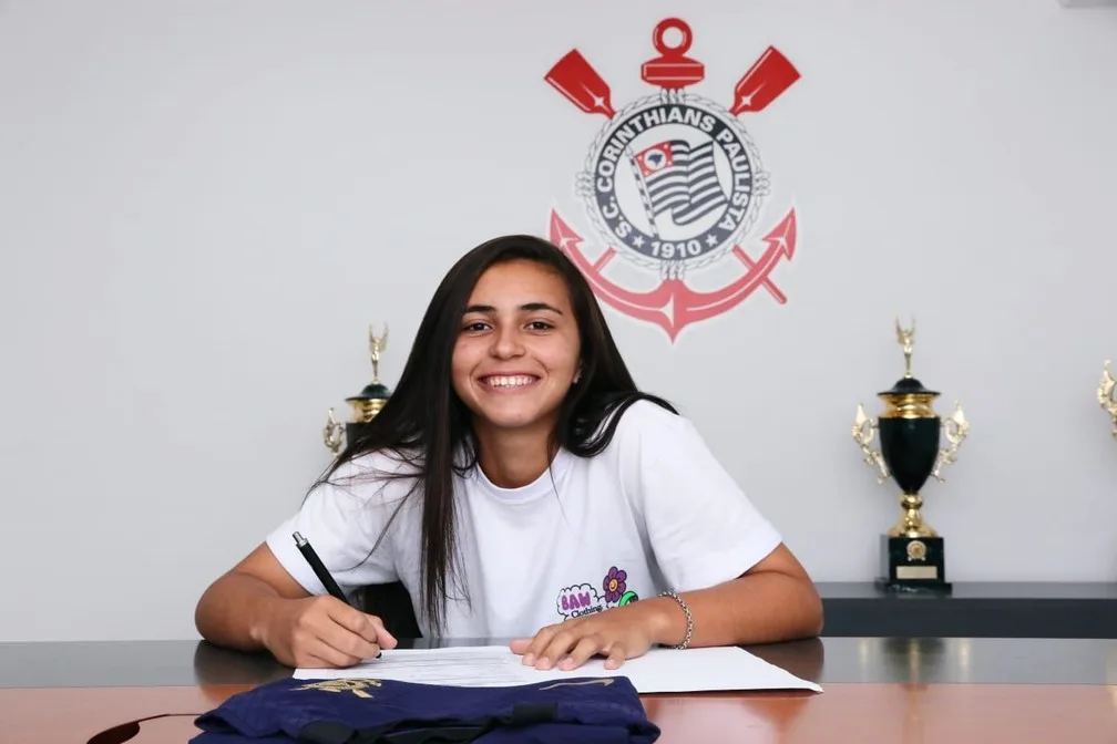 Corinthians contrata meia Mariza, ex-Grêmio