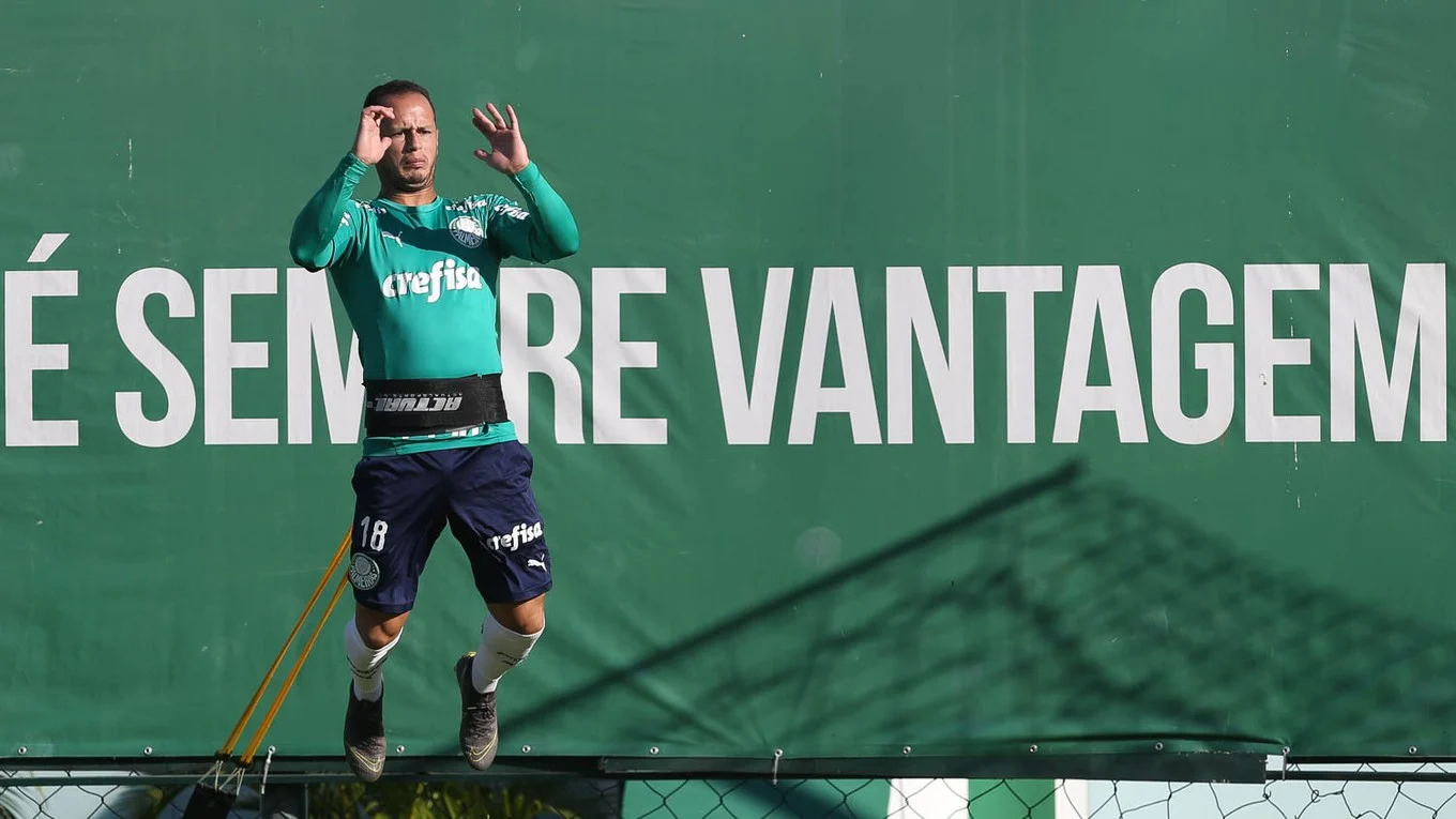 Mesmo Felipão investindo no rodízio, Palmeiras tem jogadores que não tem minutos jogados