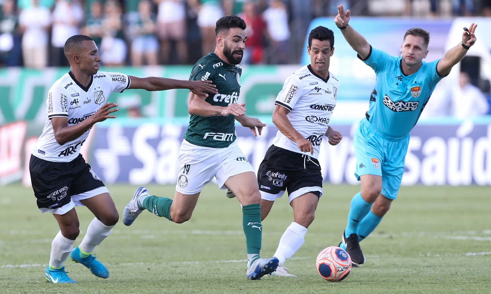 Análise: prioridade em semana cheia do Palmeiras é avaliar meio de campo antes do Dérbi