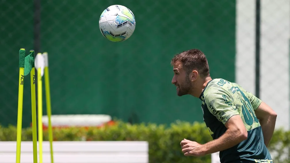 Negociações com o Verona são encerradas, e Alan Empereur não joga mais pelo Palmeiras