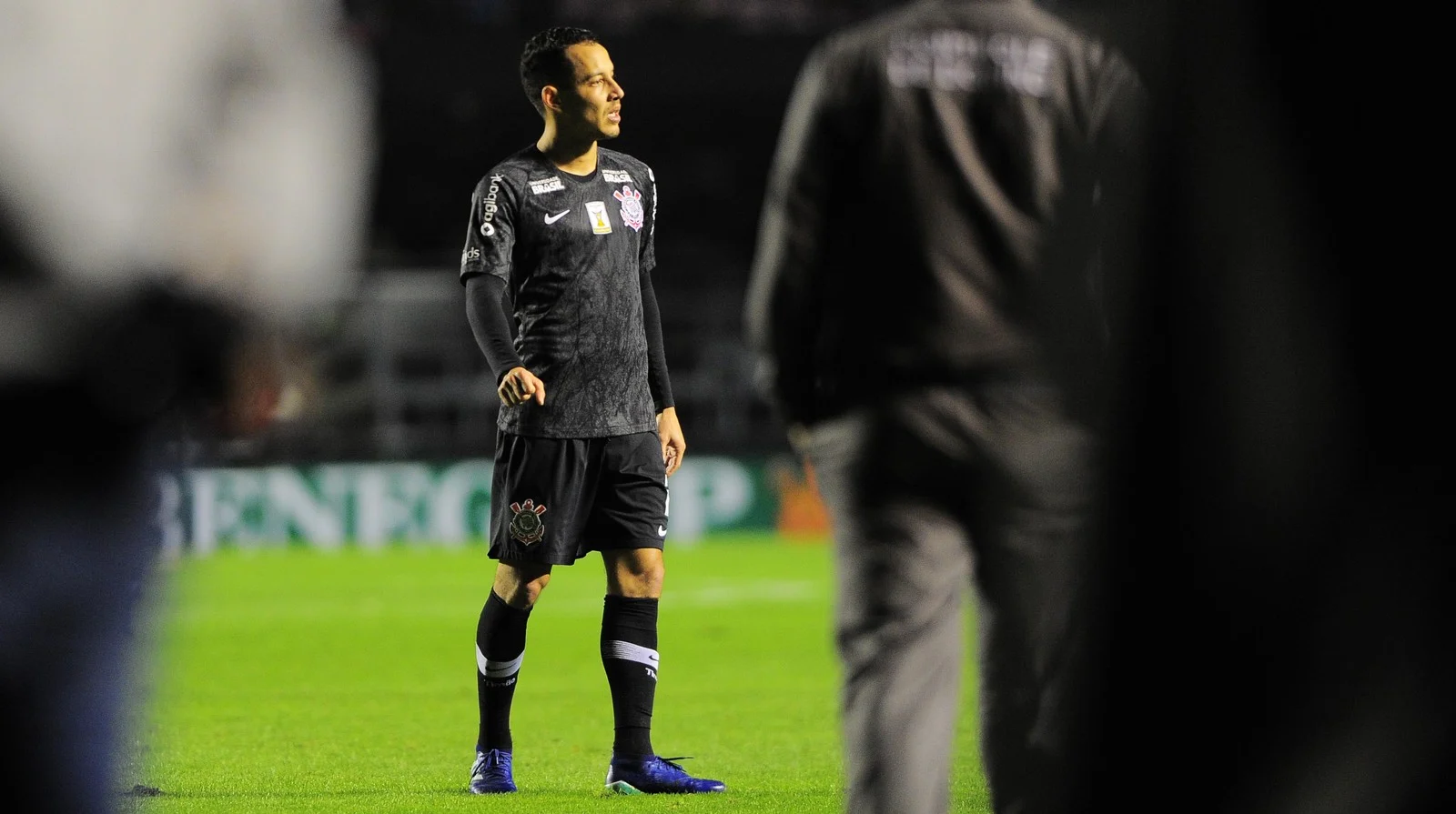 Clube do Egito anuncia contratação de Rodriguinho durante jogo do Corinthians