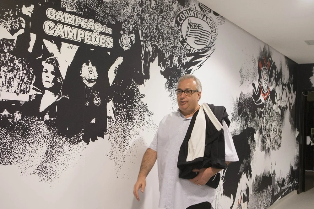 Presidente do Corinthians ironiza: 