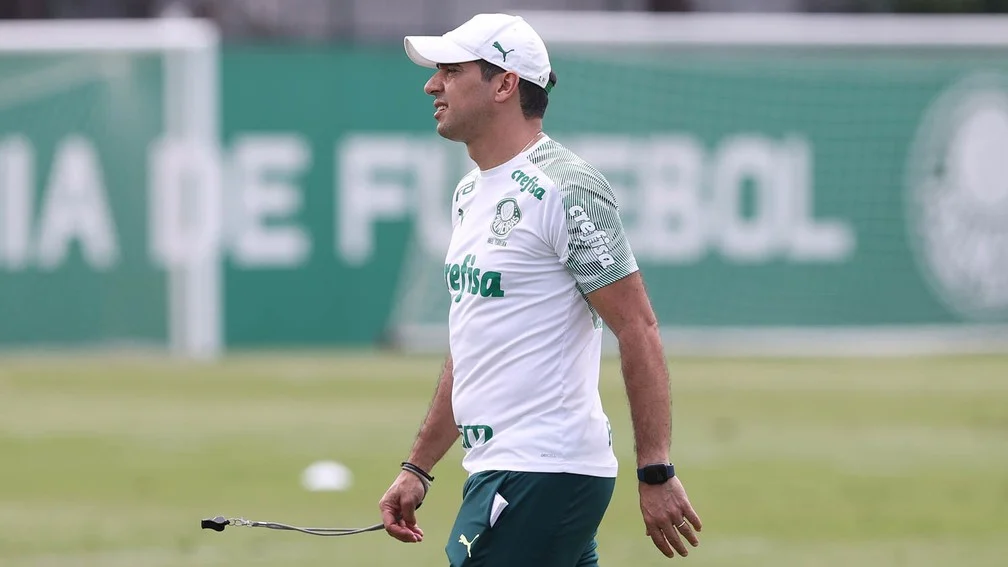 Abel deve ter titulares de volta ao Palmeiras em clássico contra São Paulo: 