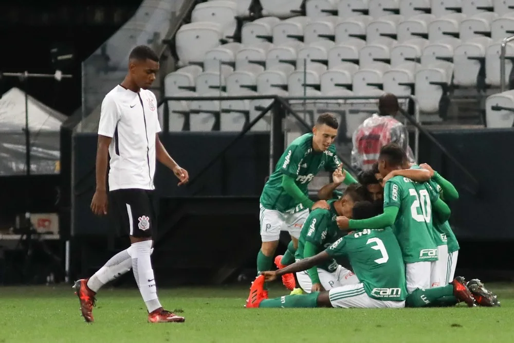 Palmeiras e Corinthians decidem Copa do Brasil sub-17 de olho na garotada para Copa SP