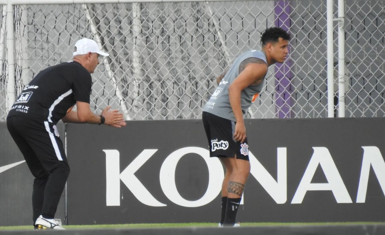 Sidcley faz primeiro treino em retorno ao Corinthians