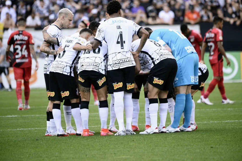 Dê nota aos jogadores de Corinthians x Athletico-PR hoje