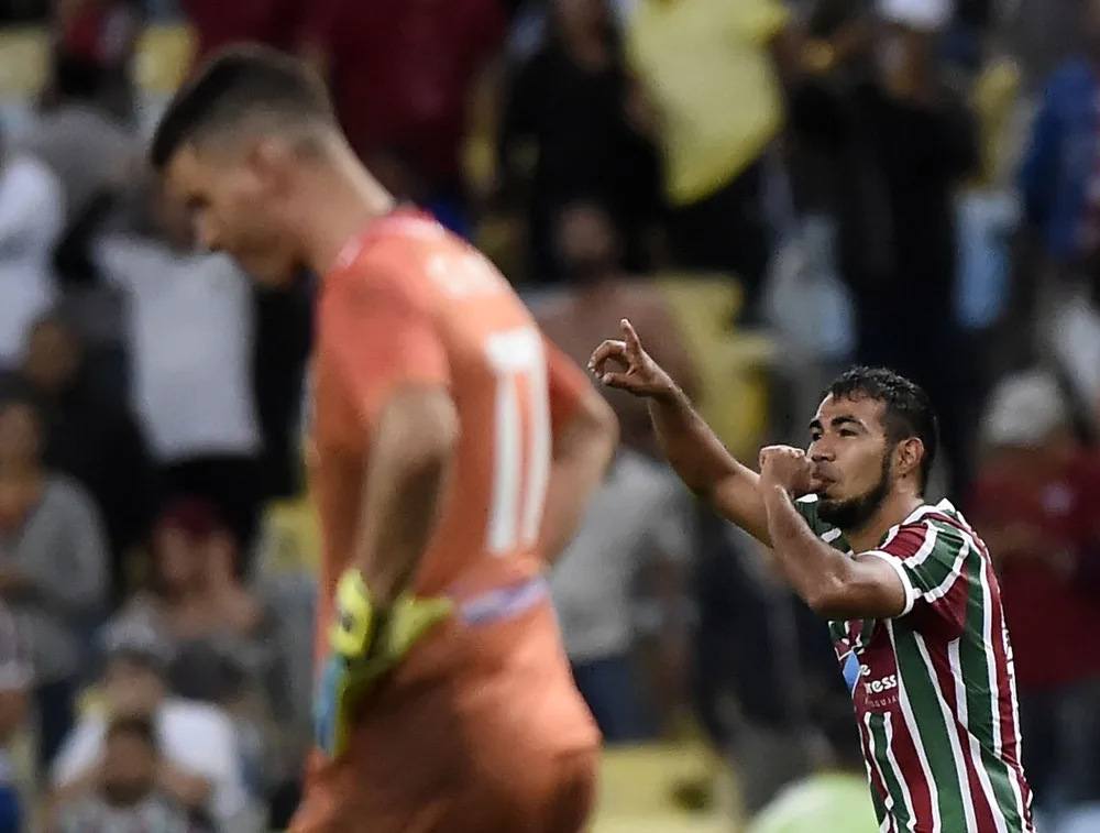 Negociação por Sornoza evolui, e Fluminense pede Marquinhos Gabriel e Moisés ao Corinthians