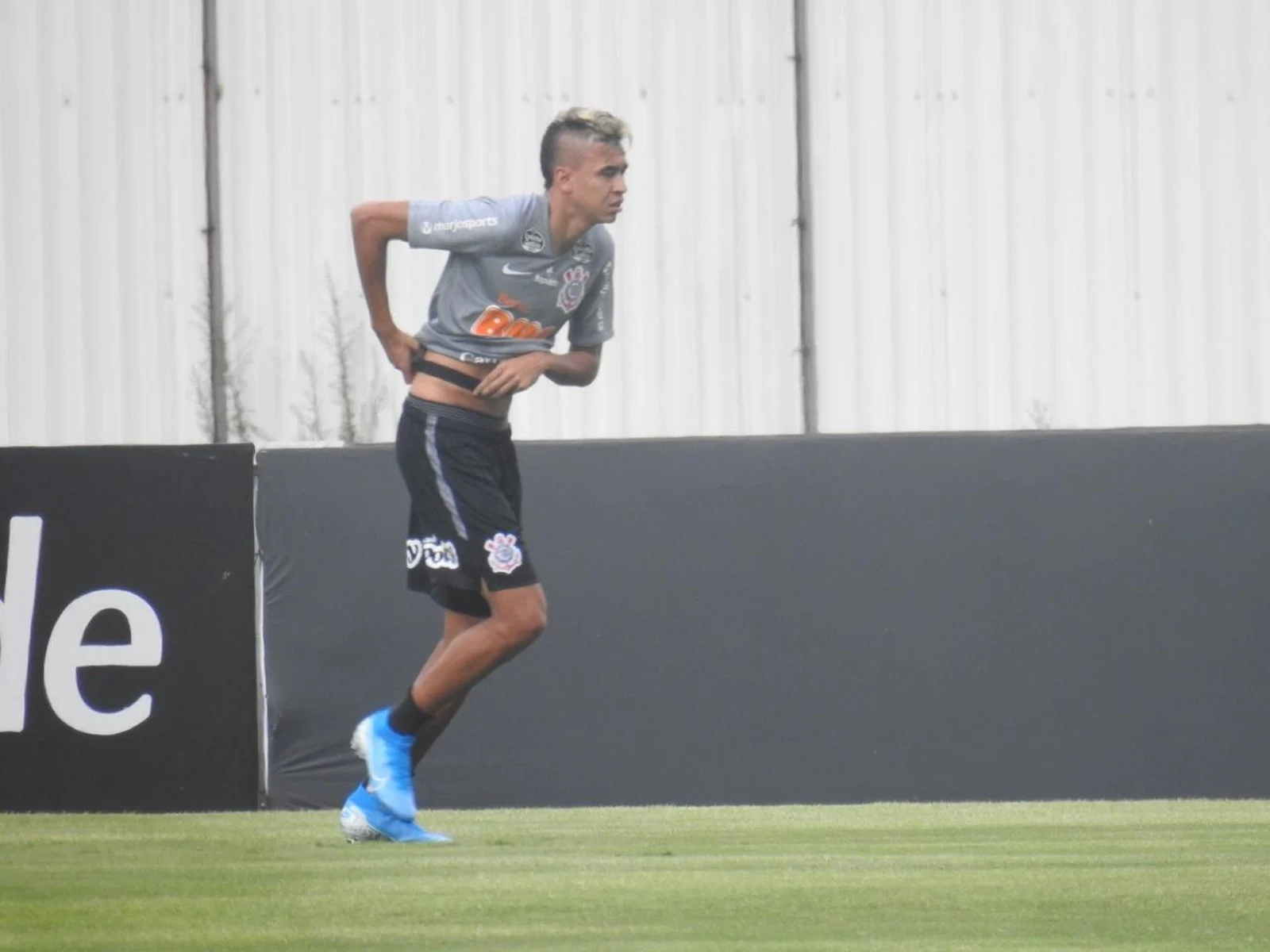 Por que Cantillo é 'peça-chave' em revolução tática de Tiago no Corinthians