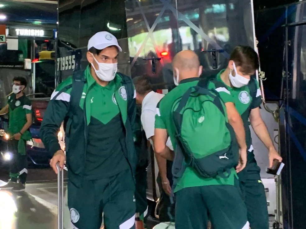 De volta: Palmeiras desembarca em São Paulo após Mundial de Clubes