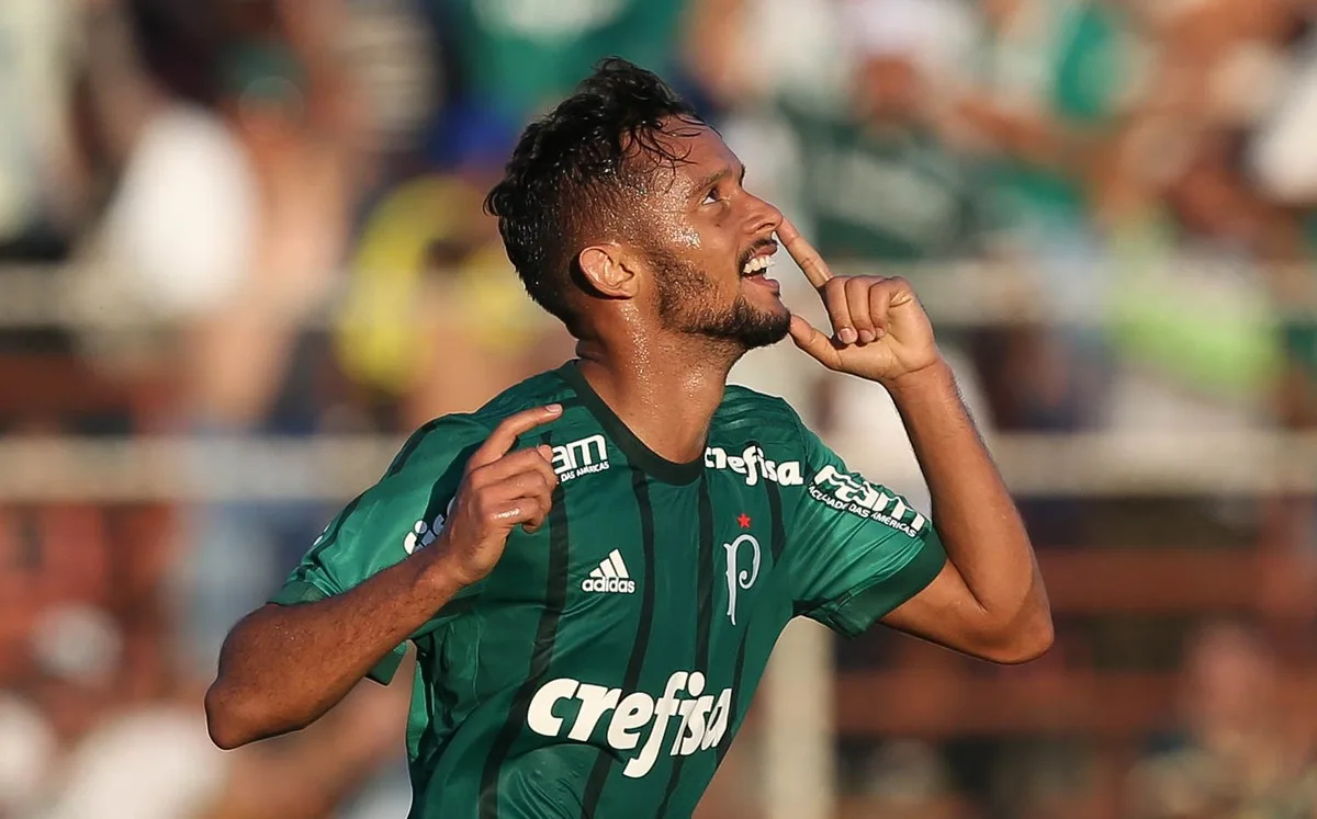 [ENQUETE] Quando Scarpa voltar, será o titular do Palmeiras?