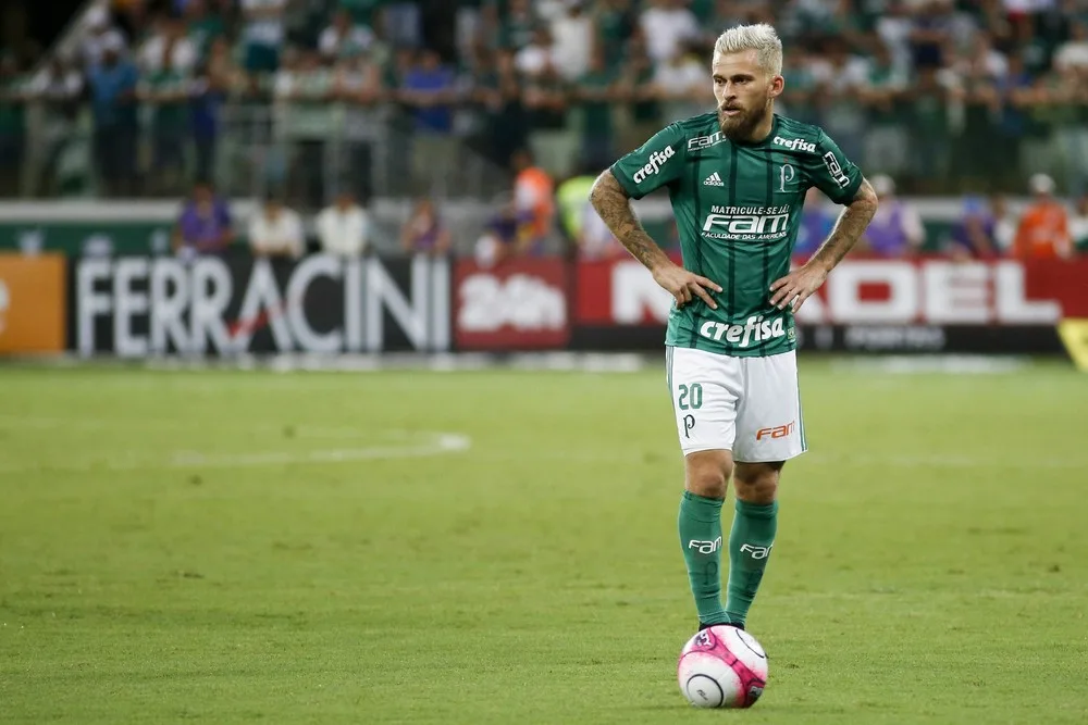 Após vitória do Palmeiras, Lucas Lima se vê evoluindo a cada jogo: 