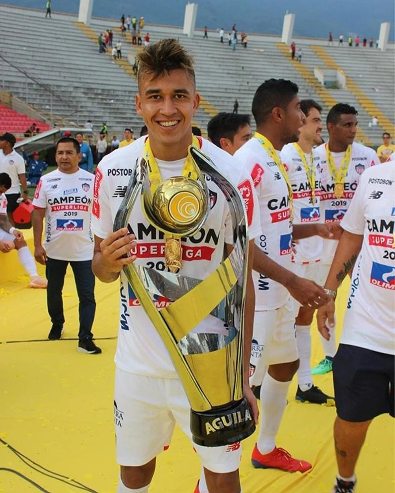 [DEIXE SEU PALPITE] Victor Cantillo ajudará no meio-campo do Timão?