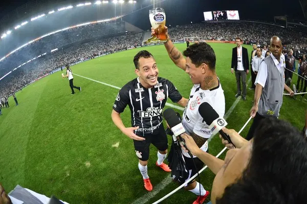 Além de premiação da CBF, Corinthians vai receber mais dinheiro por título brasileiro