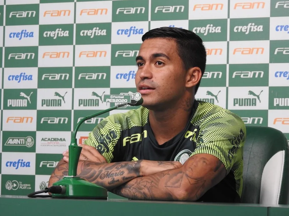 Perto de marca pelo Palmeiras, Dudu lamenta não enfrentar o Corinthians na Libertadores