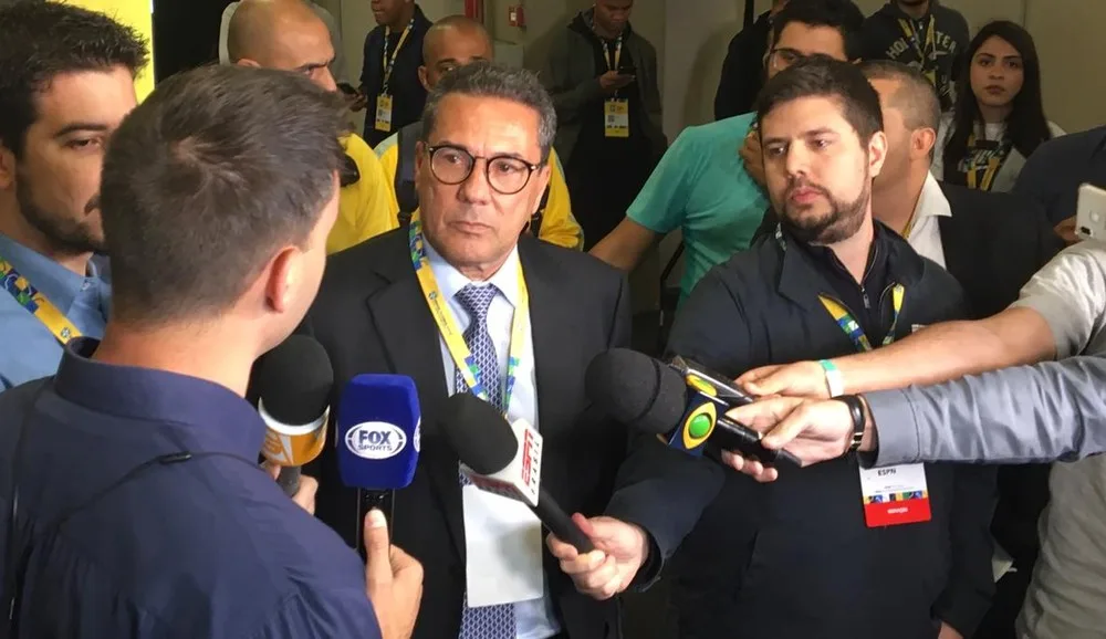 Luxemburgo dá dica para Mano Menezes sobressair rejeição de parte da torcida; confira 