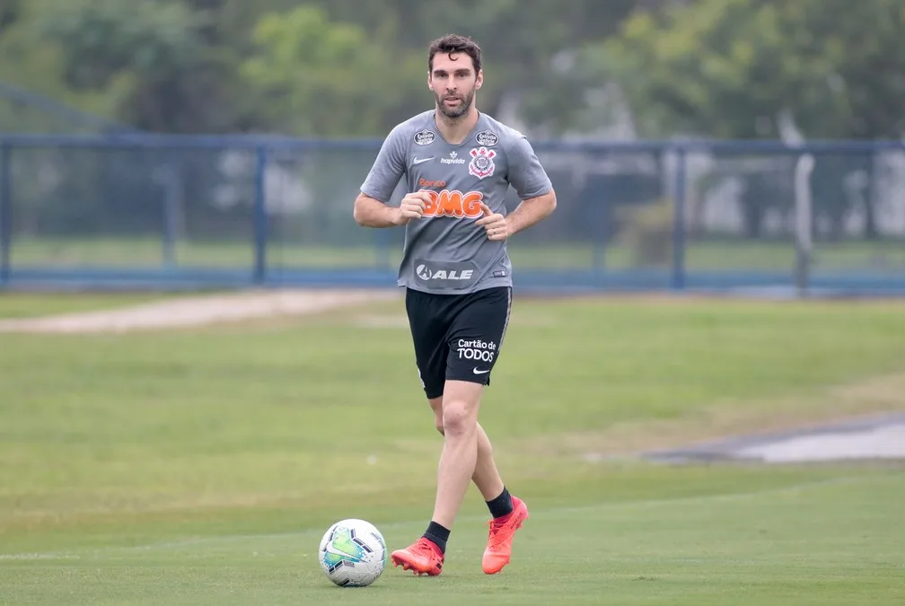 Sem jogar há um mês, Boselli projeta volta ao Corinthians; saiba quando