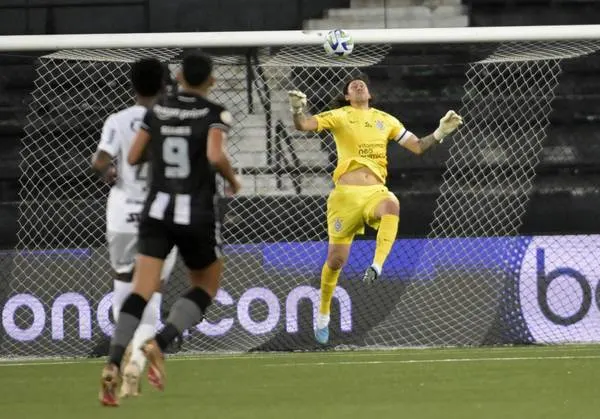 Corinthians precisará fechar mais a defesa contra eficácia do Botafogo