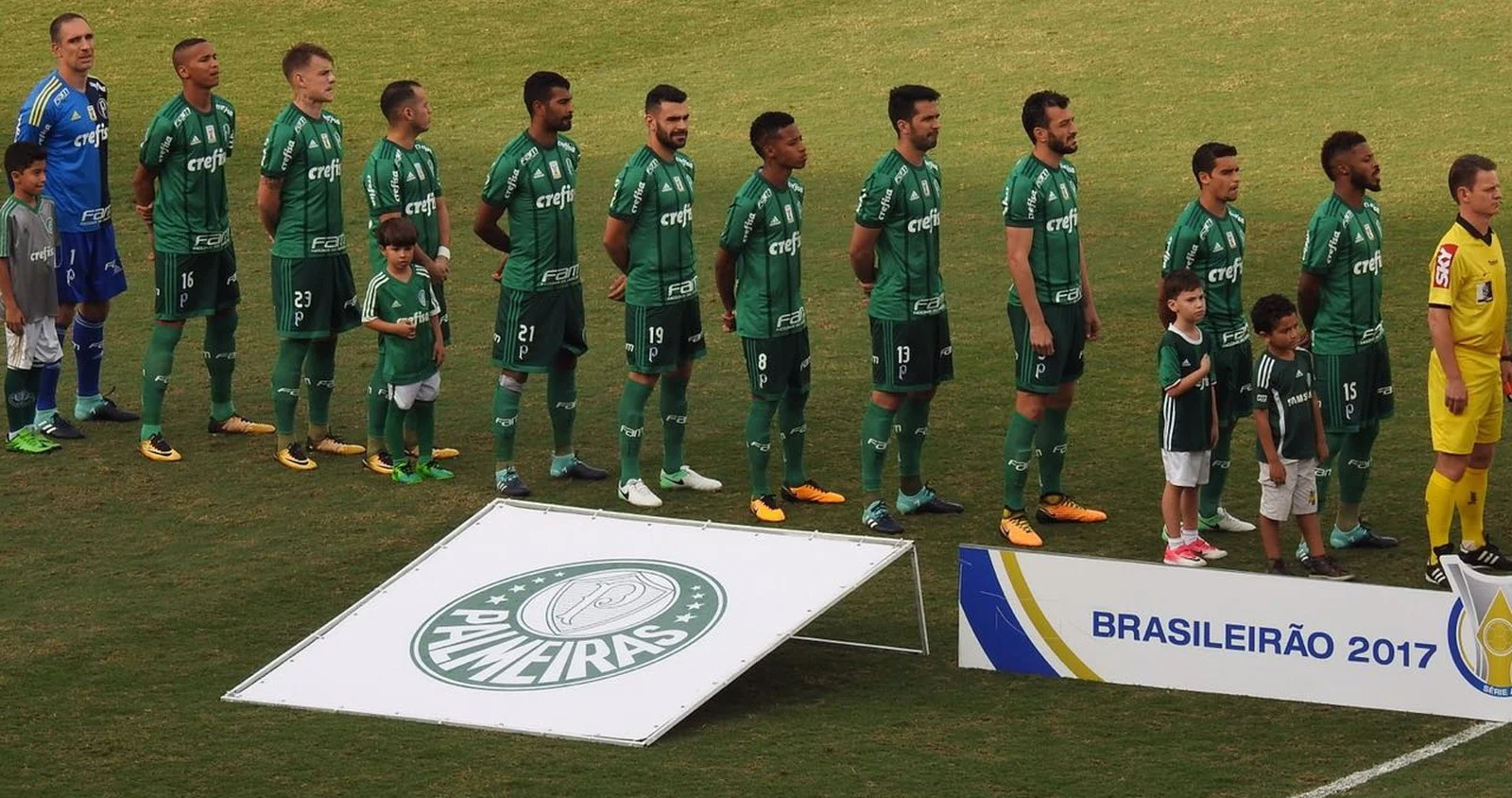  Atuações do Palmeiras: Thiago Santos se destaca, Michel Bastos decepciona