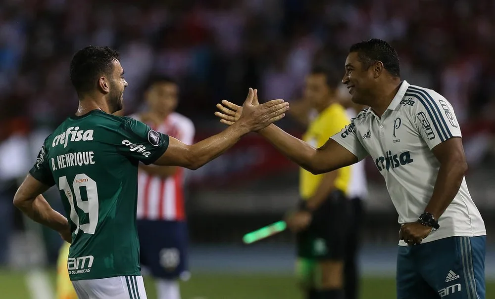 Bruno Henrique festeja gols e confiança do técnico do Palmeiras