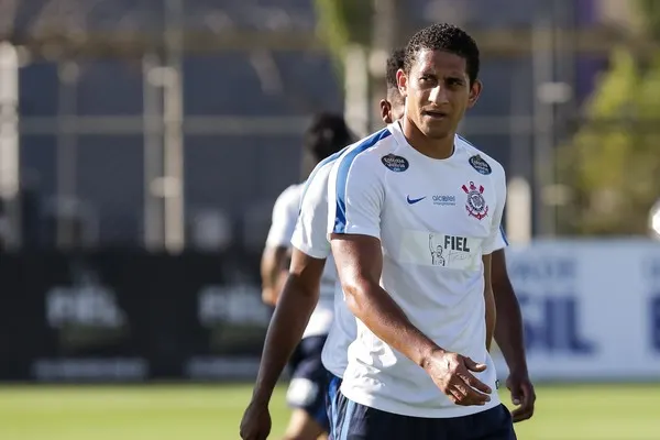 Pablo avança em tratamento, mas ainda é dúvida para voltar ao Corinthians