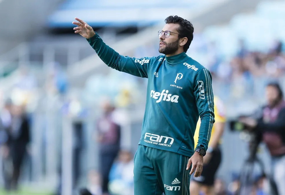 Bruno Henrique volta e Valentim quer avaliar Mina antes do Derby