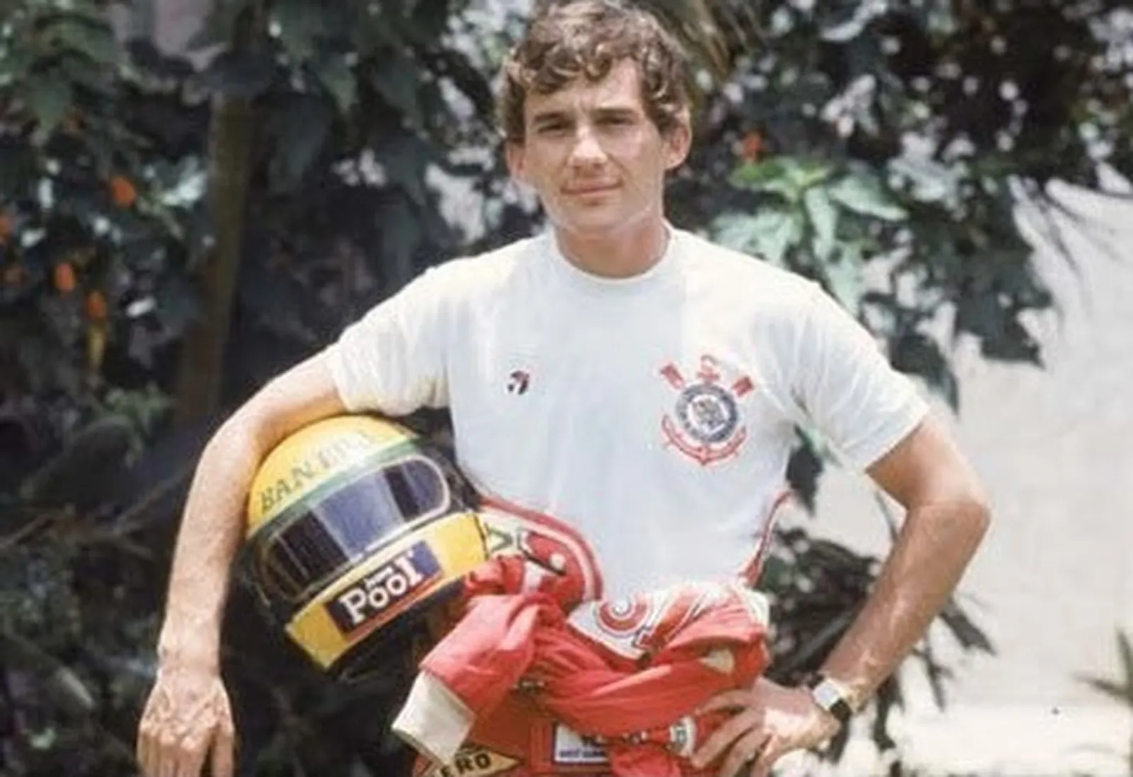 [ENQUETE] Torcedor, o que achou da possível camisa numero três do Corinthians, que homenageia Ayrton Senna?