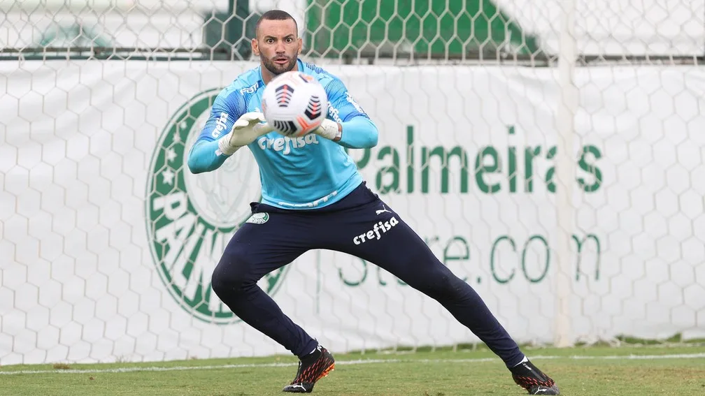 Weverton analisa o rival do Palmeiras na final da Recopa: 